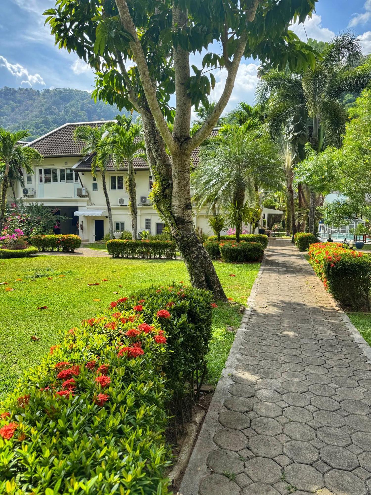 Serenity Lakeside Resort Kathu Dış mekan fotoğraf